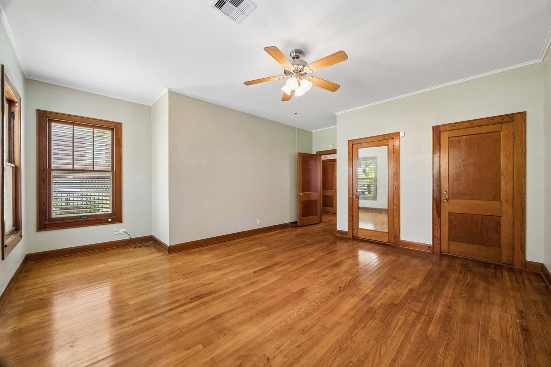 House in Galveston, Texas, United States 3 - 18112078