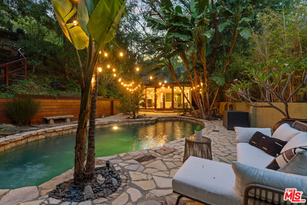 House in Los Angeles, California, United States 2 - 18112627