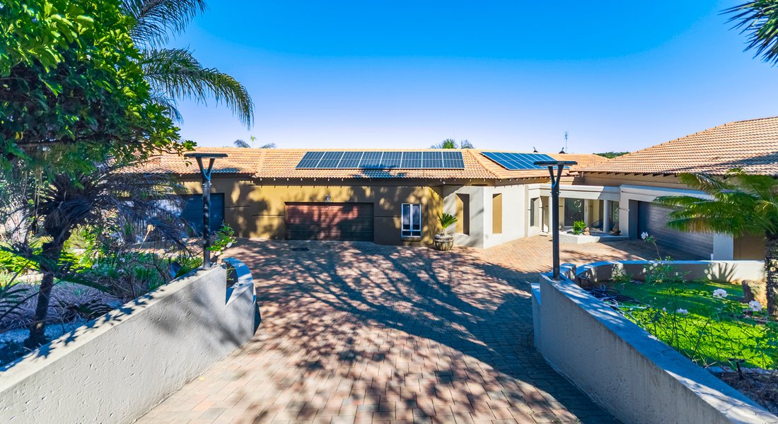 Country House in Mooikloof, Gauteng, South Africa 2 - 18111776