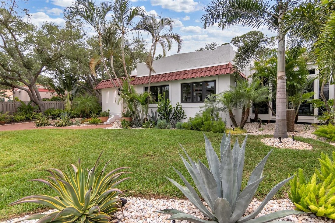 House in Sarasota, Florida, United States 3 - 18112447