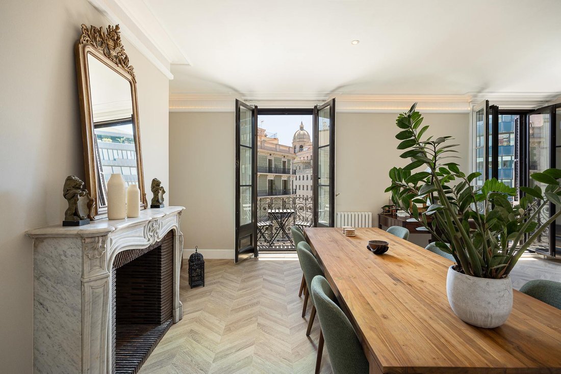 Apartment in Eixample, Barcelona, Spain 5 - 18110644