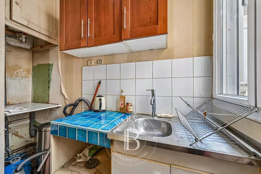 Apartment in Saint Thomas d'Aquin, Paris 7e Arrondissement, Paris 4 - 18110284