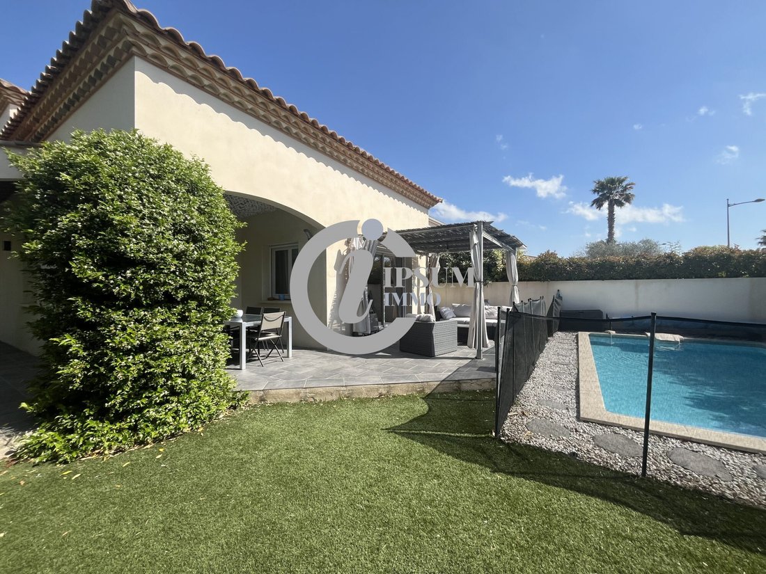 Villa in Centre Ville, Mauguio, France 4 - 17963359