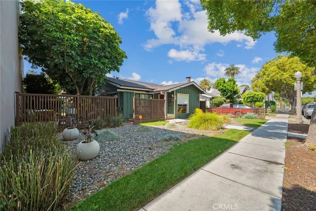 House in Fullerton, California, United States 5 - 18112808