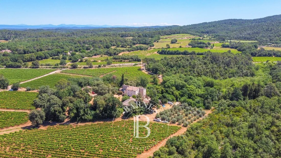Country House in Besse-sur-Issole, Provence-Alpes-Côte d'Azur, France 1 - 18111469