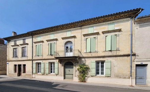 House in Port-Sainte-Foy-et-Ponchapt, Nouvelle-Aquitaine, France 1