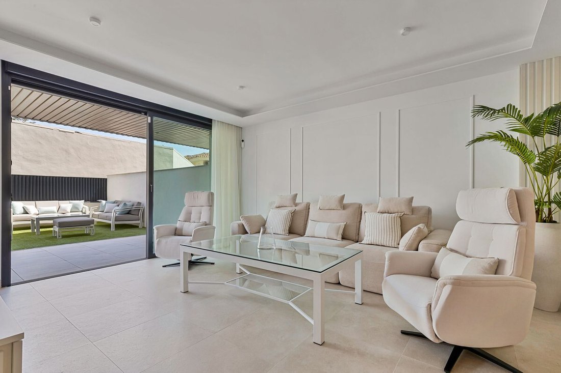 Apartment in Fuengirola, Andalusia, Spain 2 - 18110944