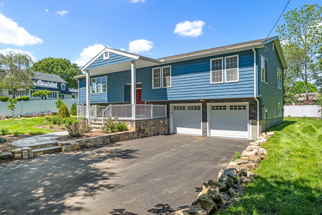 House in Westerly, Rhode Island, United States 2 - 18111101