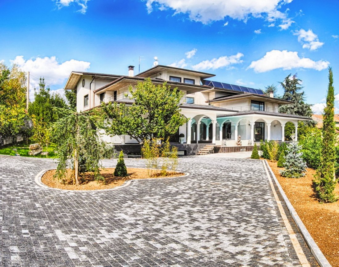 Villa in Tornimparte, Abruzzo, Italy 1 - 18115603