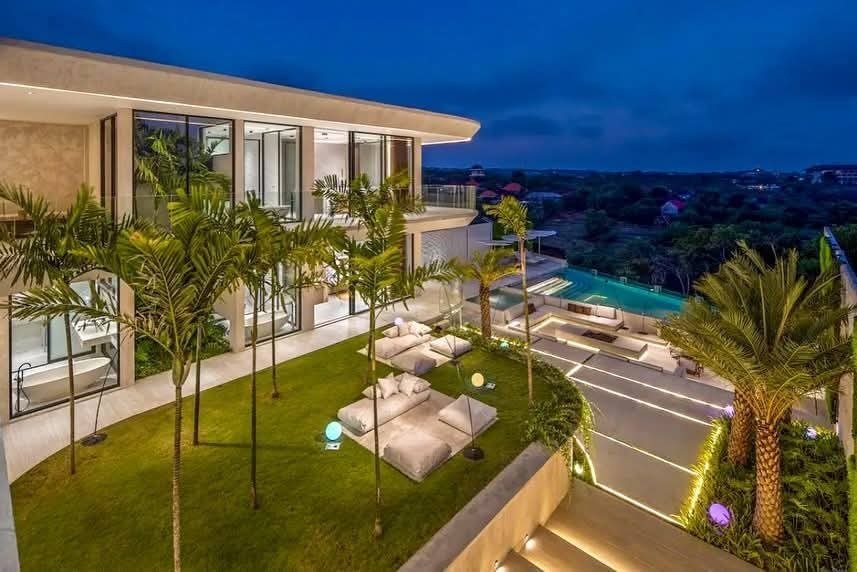 Villa in Kecamatan Kuta Selatan, Bali, Indonesia 1 - 18112347