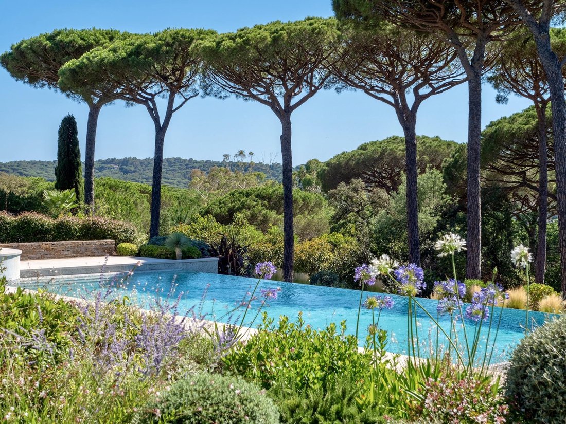 Villa in Zone Ouest Urbaine, Saint-Tropez, France 2 - 18110641