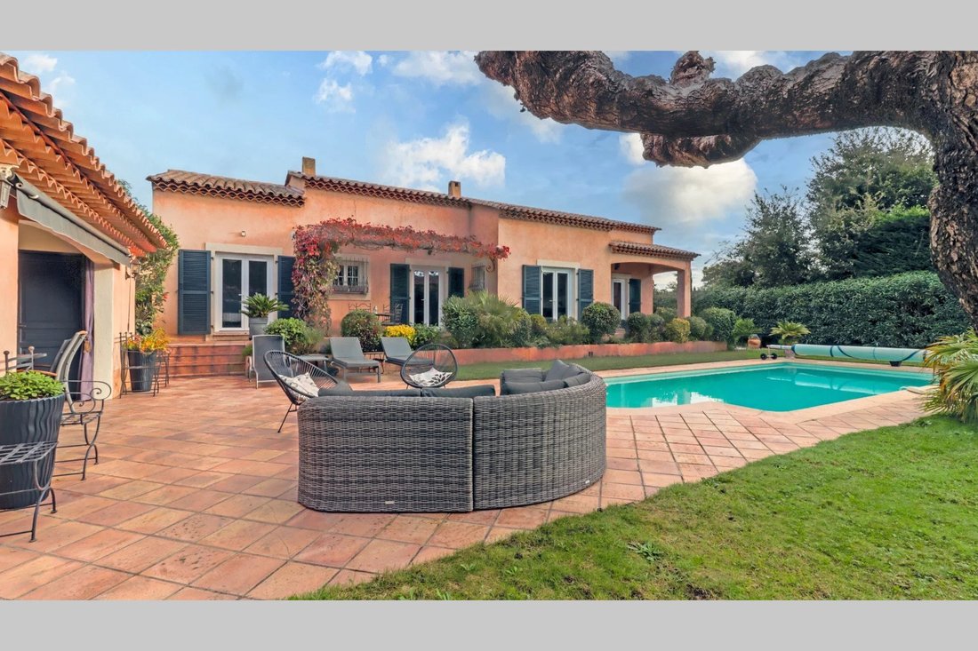 House in Ecarts, Roquebrune-sur-Argens, France 1 - 18111395