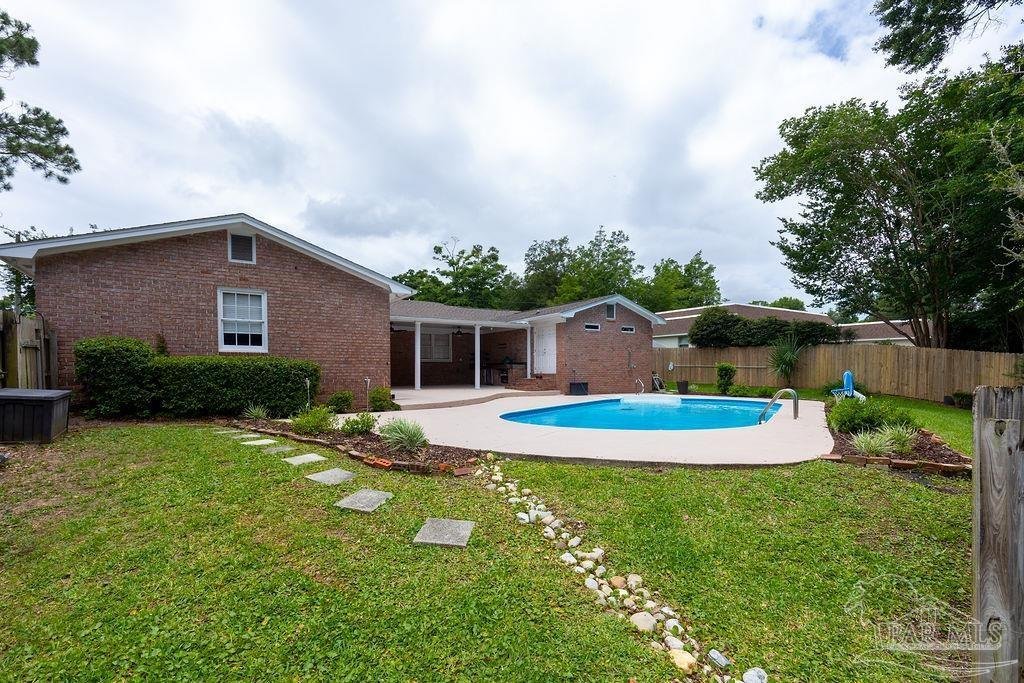 House in Pensacola, Florida, United States 2 - 18112733
