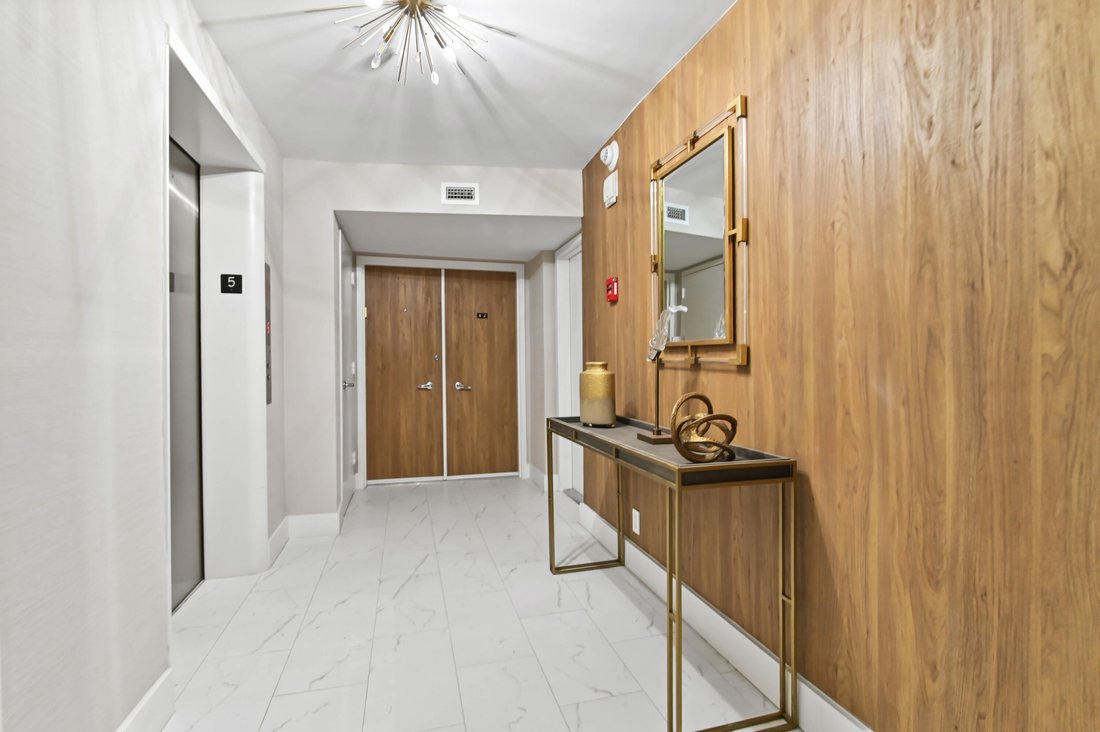 Condo in Boca Raton, Florida, United States 2 - 18113979