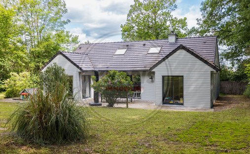 House in Villennes-sur-Seine, Ile-de-France, France 1