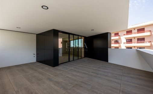 Apartment in Gondomar (Sao Cosme), Valbom e Jovim, Porto District, Portugal 1