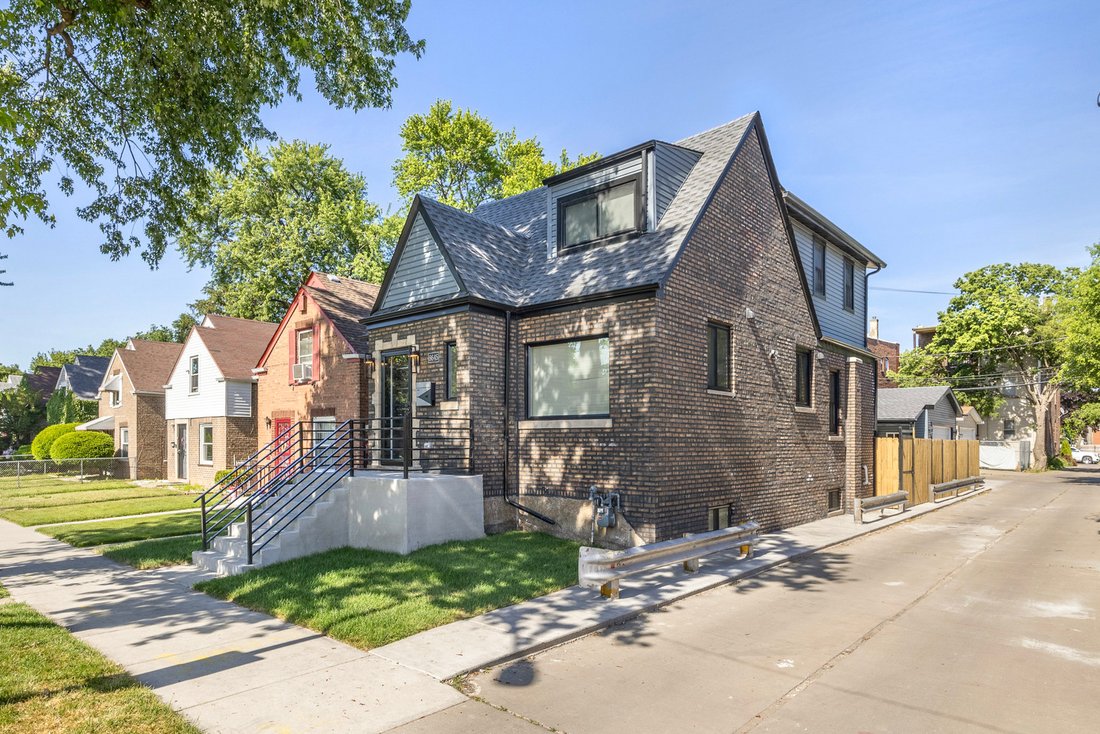 House in Chicago, Illinois, United States 2 - 18113834