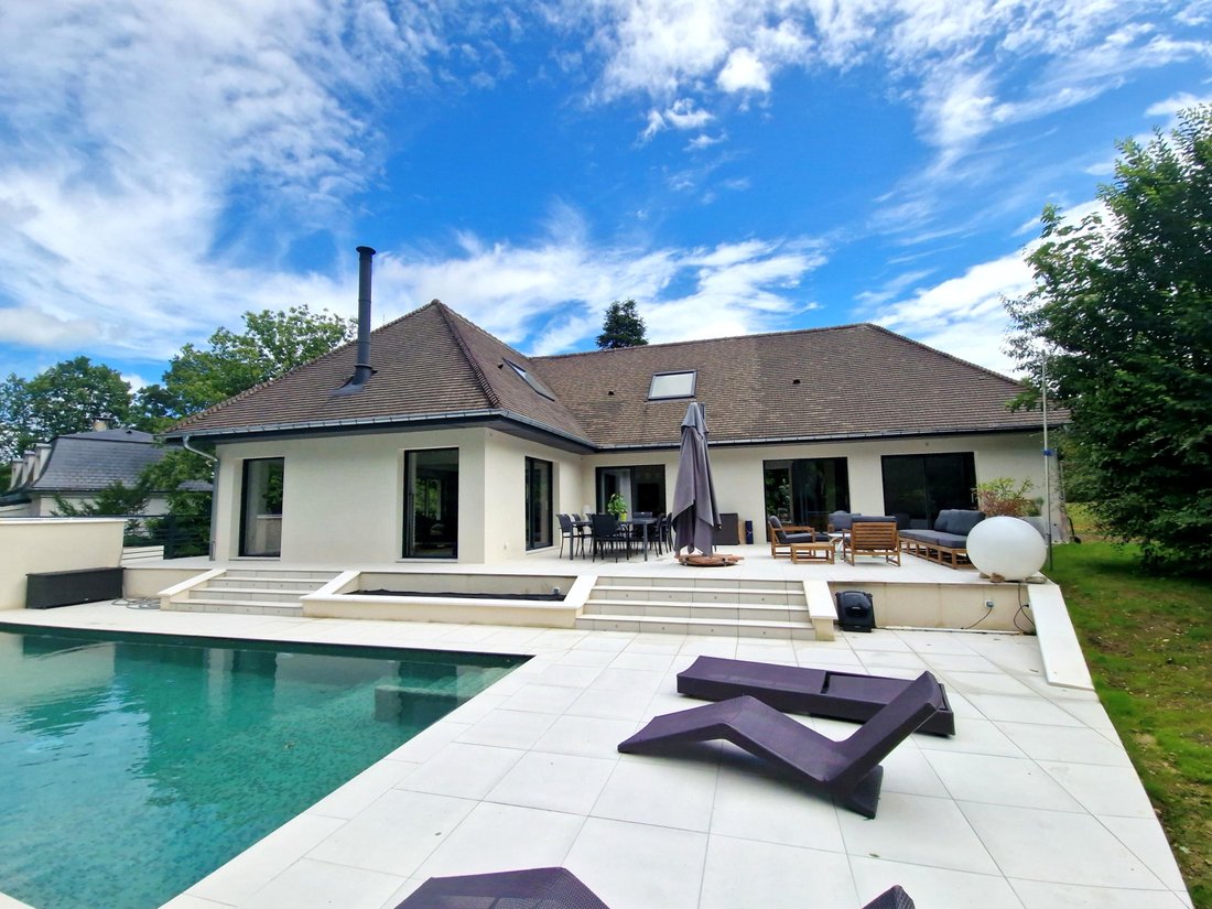 House in Les Mesnuls, Ile-de-France, France 1 - 18110811