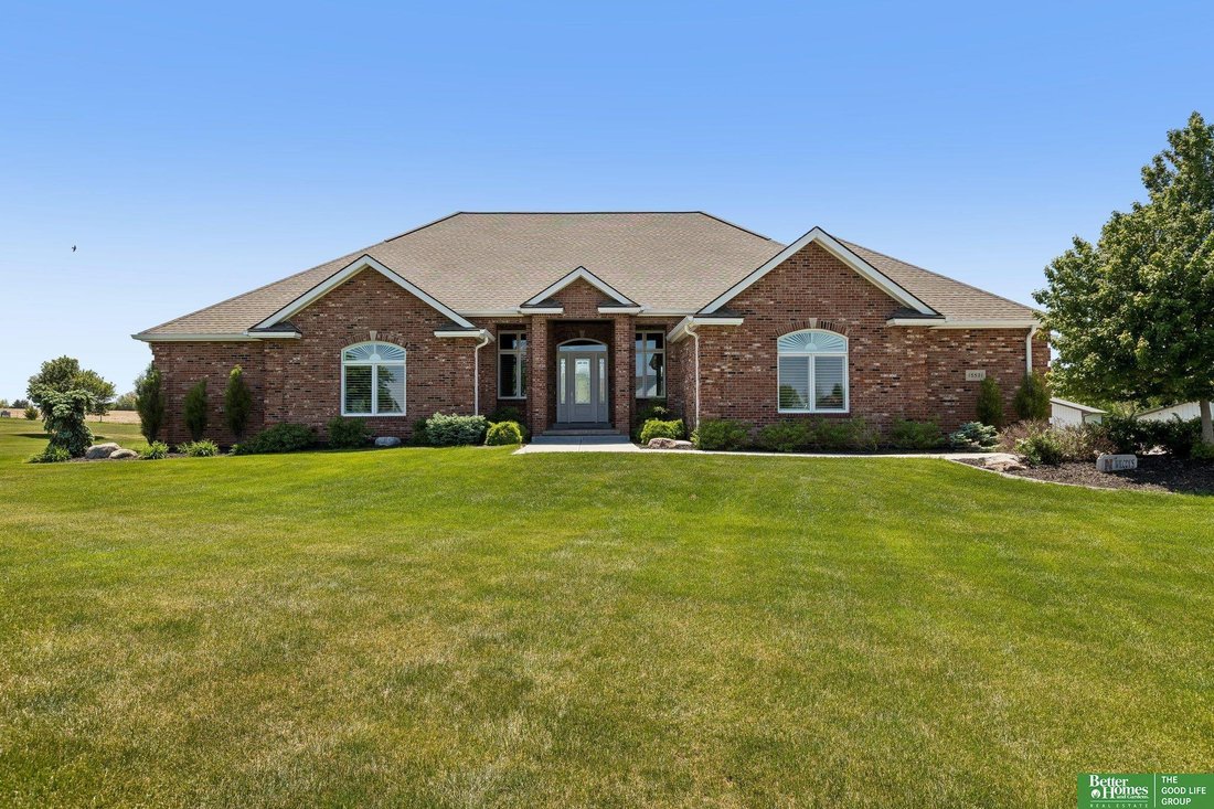 House in Papillion, Nebraska, United States 3 - 17965528