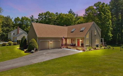 House in Taunton, Massachusetts, United States 1