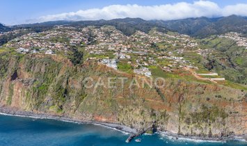 Land in Estreito da Calheta, Madeira, Portugal 1