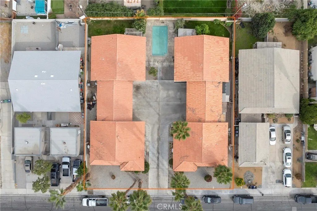 Palm Springs, California, United States 5 - 17276739