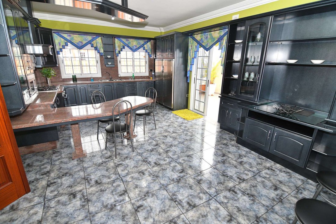 Villa in Icod de los Vinos, Canary Islands, Spain 3 - 18110450