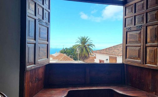 Villa in Icod de los Vinos, Canary Islands, Spain 1