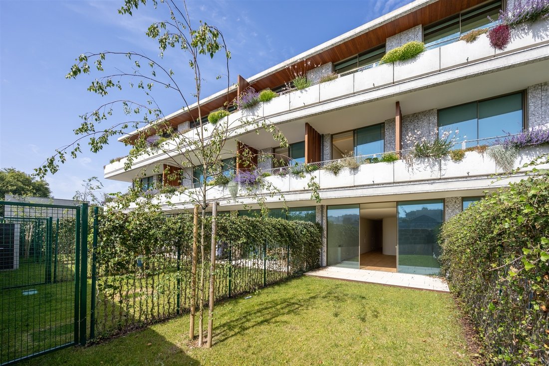Apartment in Aldoar, Foz do Douro e Nevogilde, Porto District, Portugal 1 - 18114532