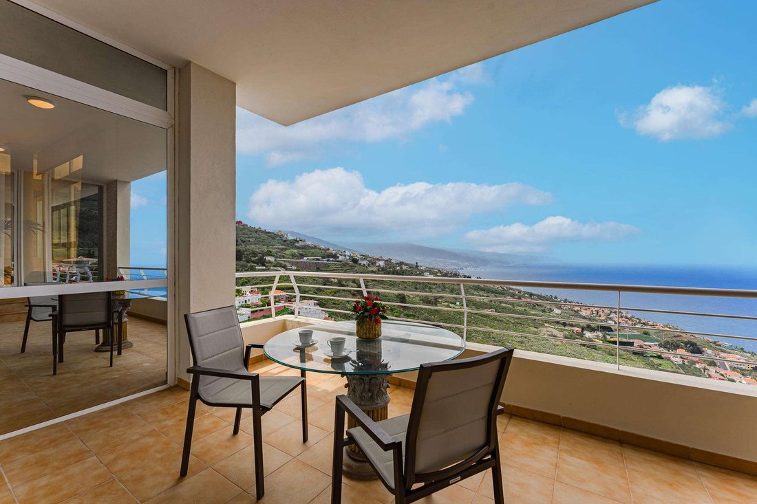 Villa in El Sauzal, Canary Islands, Spain 1 - 18110327