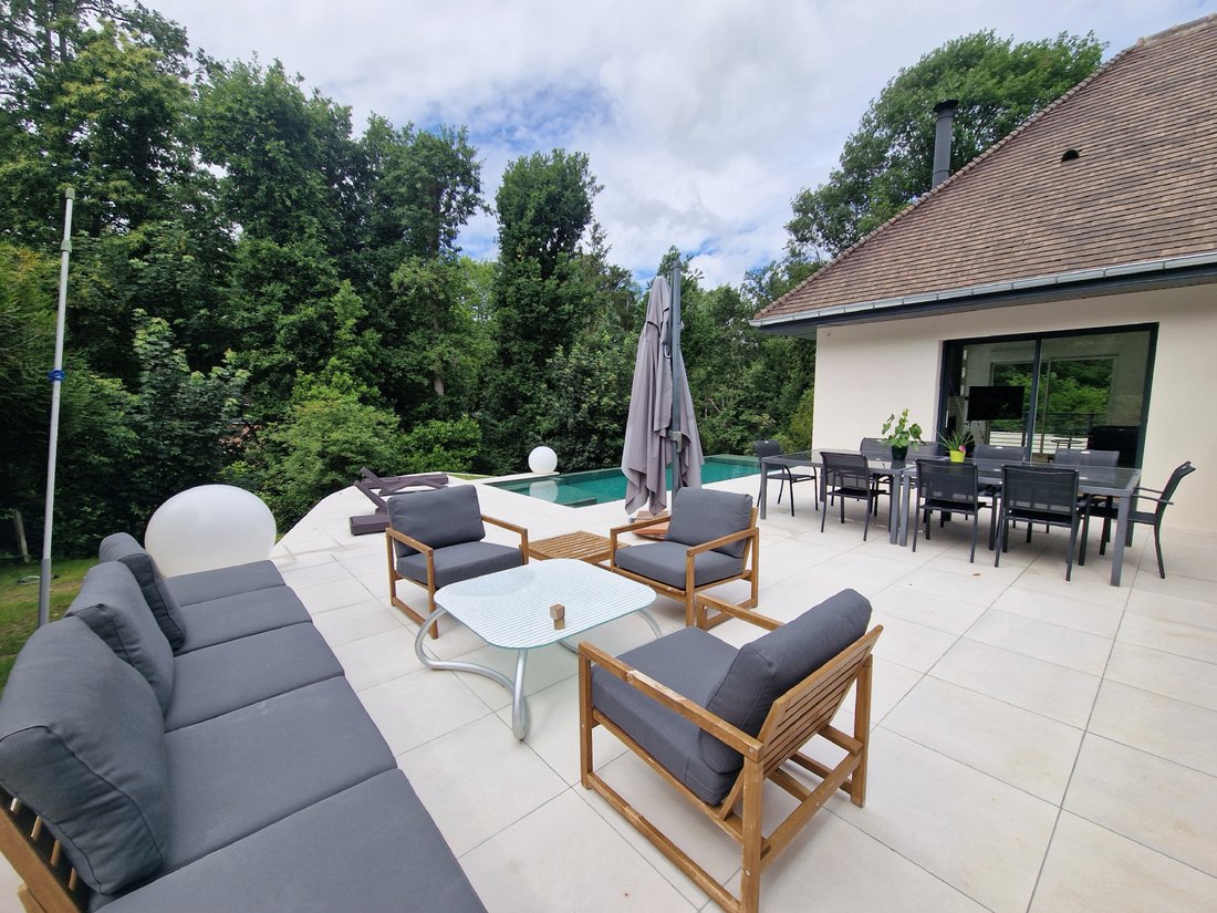 House in Les Mesnuls, Ile-de-France, France 2 - 18110811