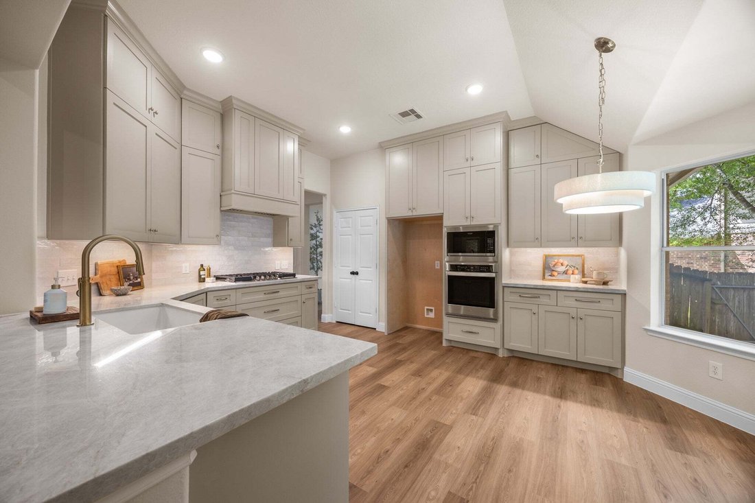 House in The Woodlands, Texas, United States 2 - 18114205
