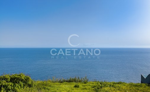 Land in Estreito da Calheta, Madeira, Portugal 1
