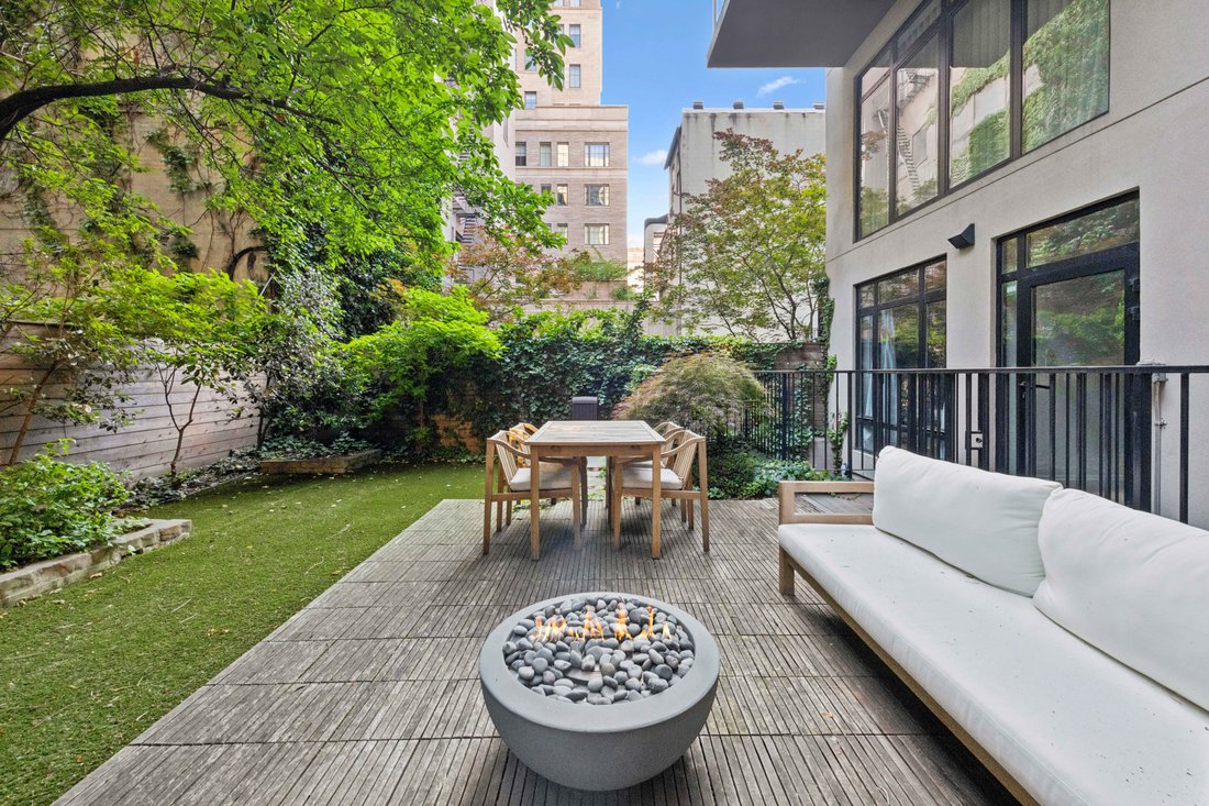 Condo in New York, New York, United States 1 - 18112348