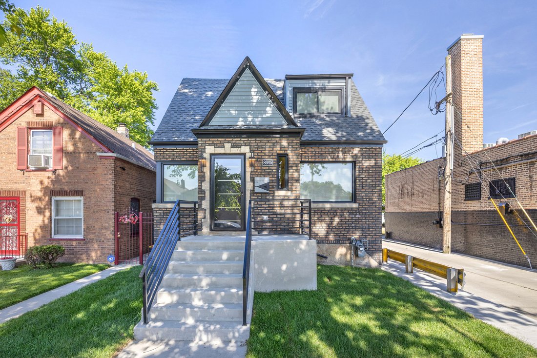 House in Chicago, Illinois, United States 1 - 18113834