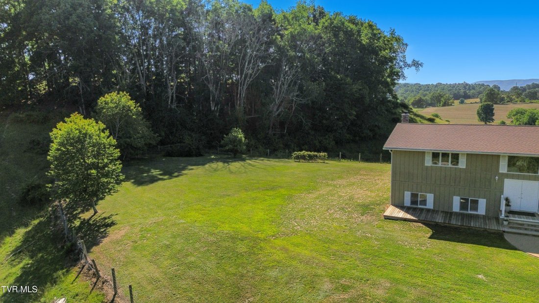 House in Meadowview, Virginia, United States 5 - 18112403