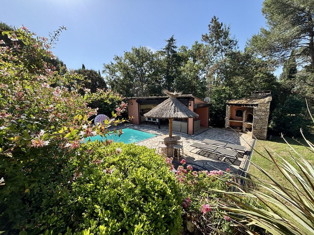 Villa in Générac, Occitania, France 4 - 17468547