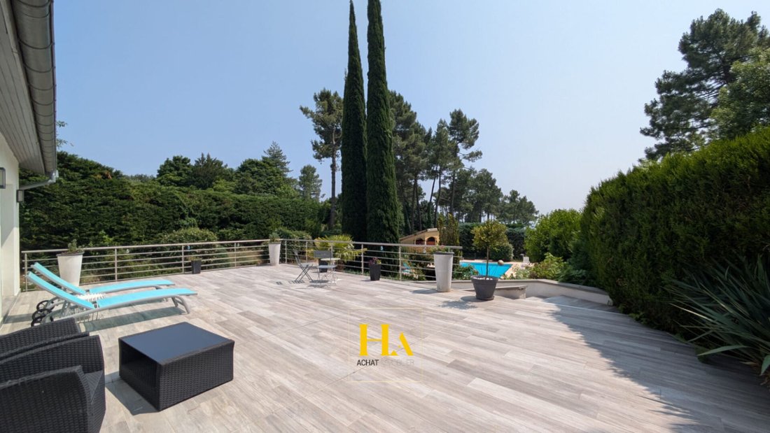 Villa in Peyrins, Auvergne-Rhône-Alpes, France 3 - 18115023