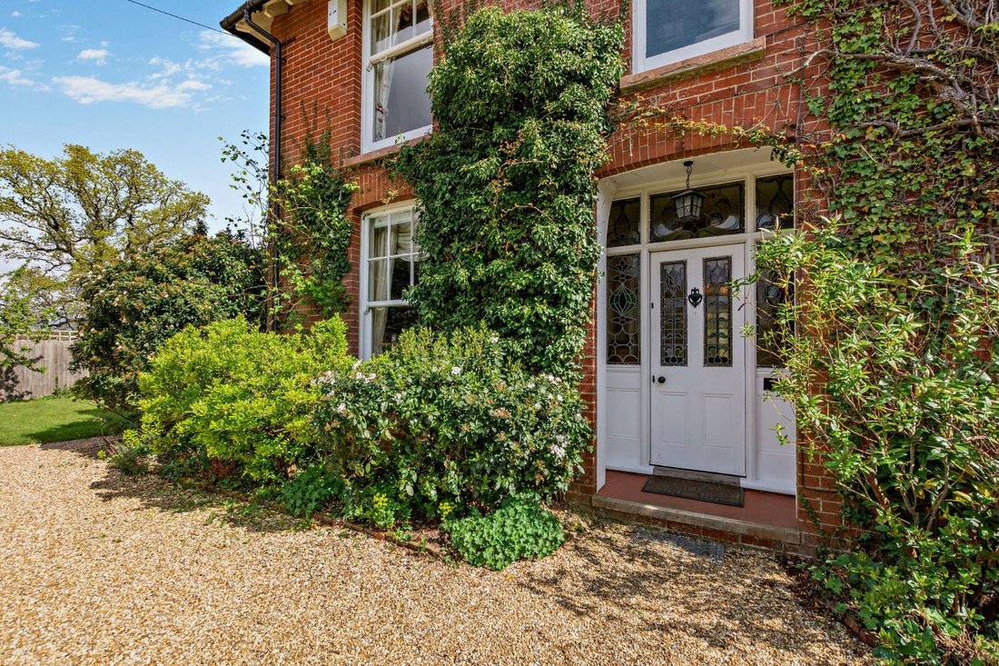 House in Plumpton Green, Plumpton, England 3 - 18110997