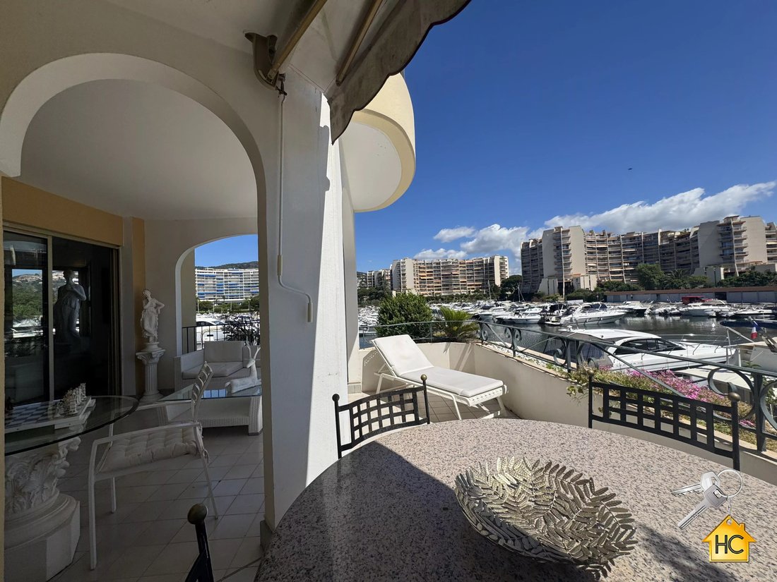 Apartment in Cannes Marina-La Roubine, Mandelieu-la-Napoule, France 1 - 18111331