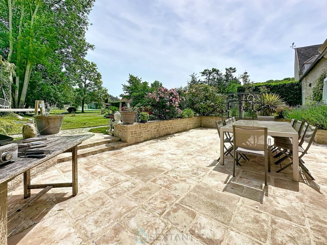 Estate in Fontainebleau, Ile-de-France, France 5 - 17283845