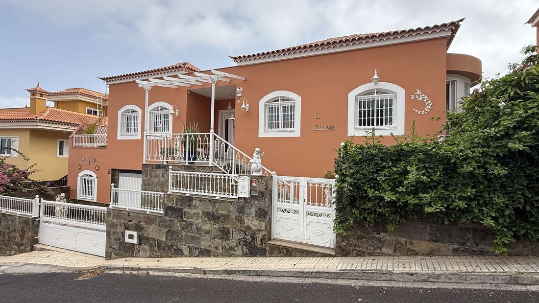 Villa in Icod de los Vinos, Canary Islands, Spain 1 - 18110450