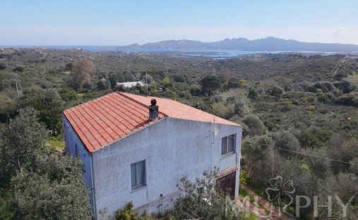 Villa in La Maddalena, Sardinia, Italy 1