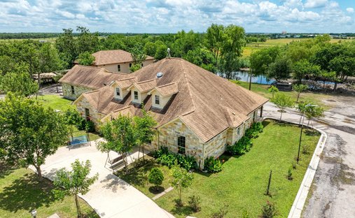 House in Coupland, Texas, United States 1