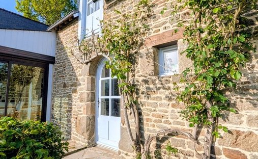 House in Saint-Jouan-des-Guerets, Brittany, France 1