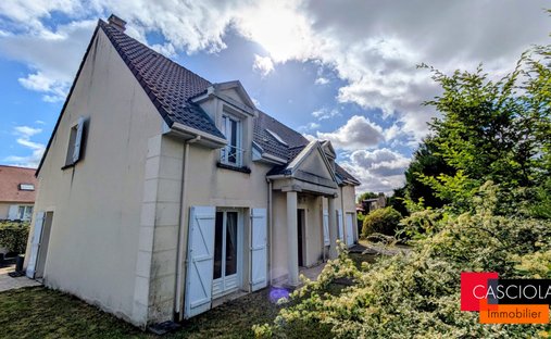 Maison à La Seille-Rive Gauche, Marly, France 1