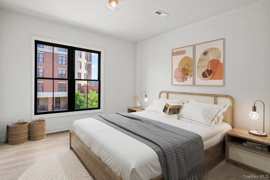 Condo in Saratoga Springs, New York, United States 5 - 18112336