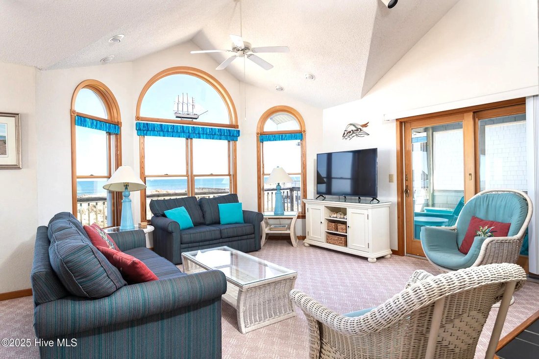 House in Corolla, North Carolina, United States 3 - 18114805