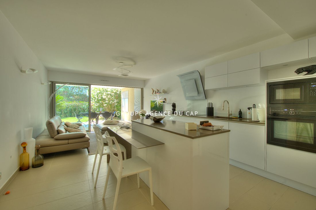 Apartment in Valescure-Vaulongue-Clair Bois-Vallon Suveret, Saint-Raphaël, France 3 - 18111675