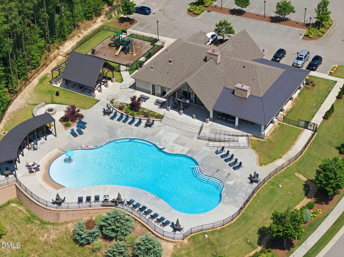 Townhouse in Apex, North Carolina, United States 3 - 18114066
